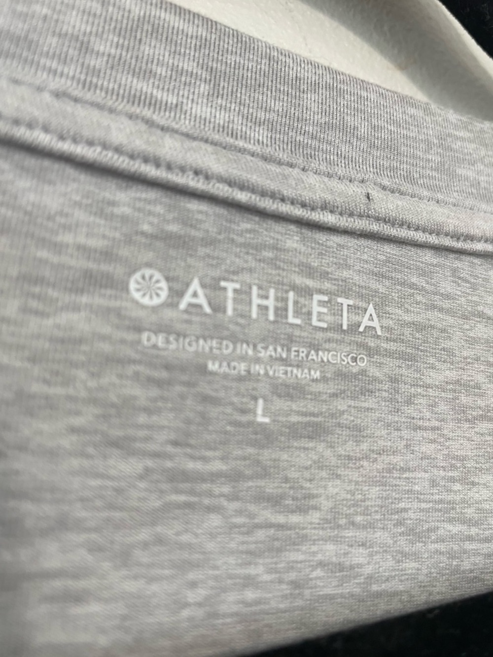 ATHLETA Uptempo Top Gray Long Sleeve Thumbholes Athleisure Performance Yoga Gym - Picture 7 of 9